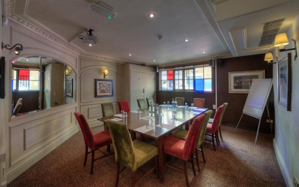 Dog & Partridge By Chef & Brewer Collection Hotel Tutbury Buitenkant foto